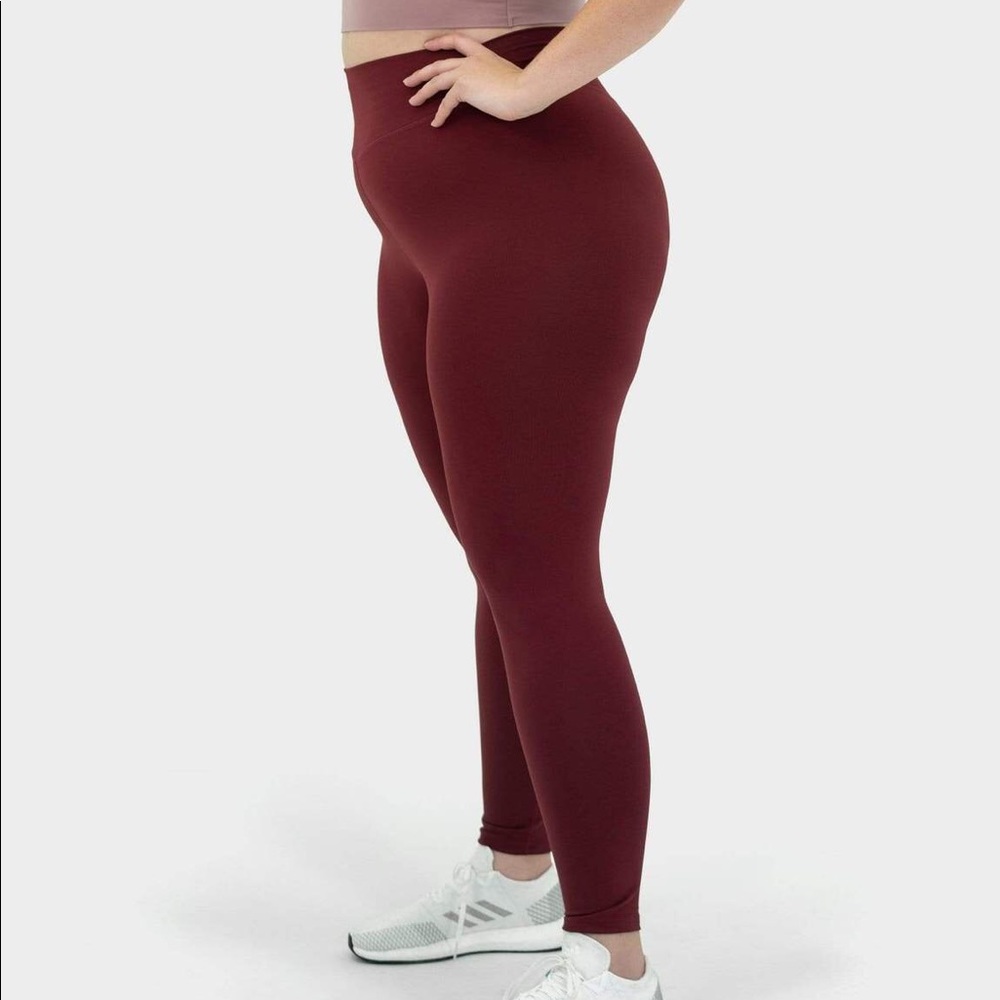 Balance athletica ASEND PANT IN ROSEWOOD